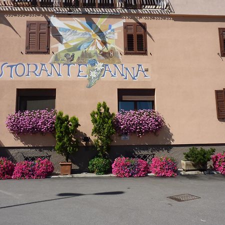 B&B Leonardi Monclassico Buitenkant foto